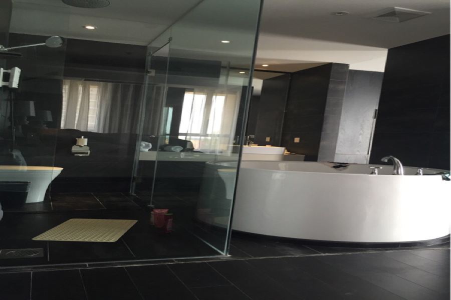 Holz Hotel Shenyang Bagian luar foto