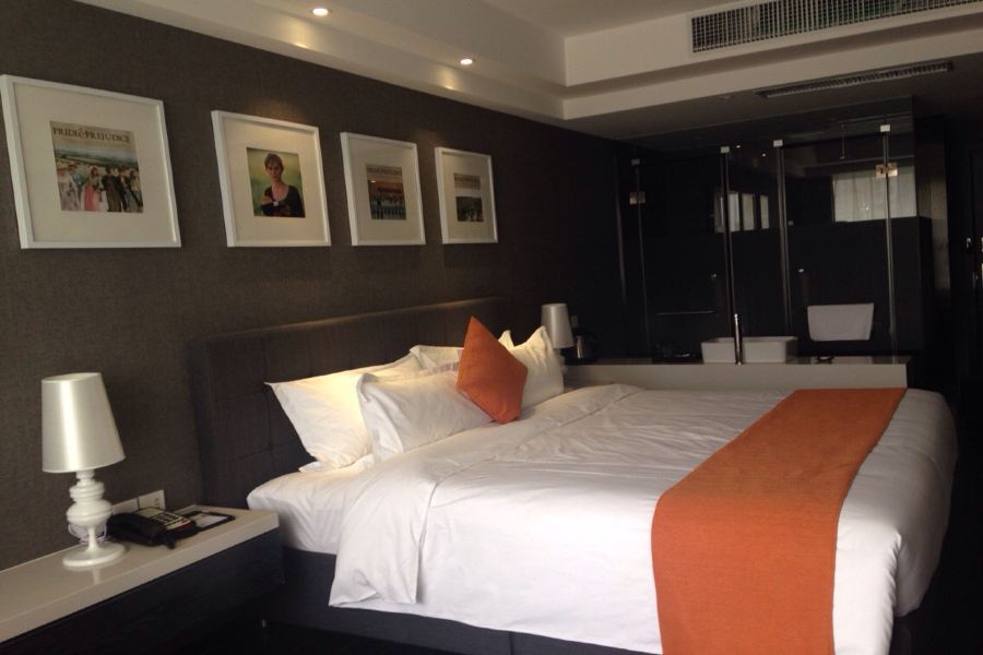 Holz Hotel Shenyang Bagian luar foto