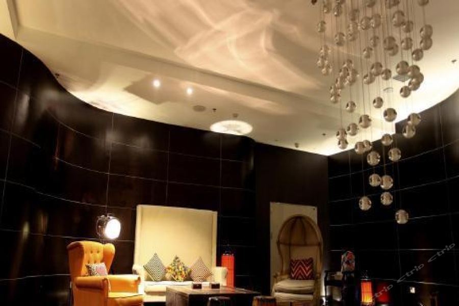 Holz Hotel Shenyang Bagian luar foto